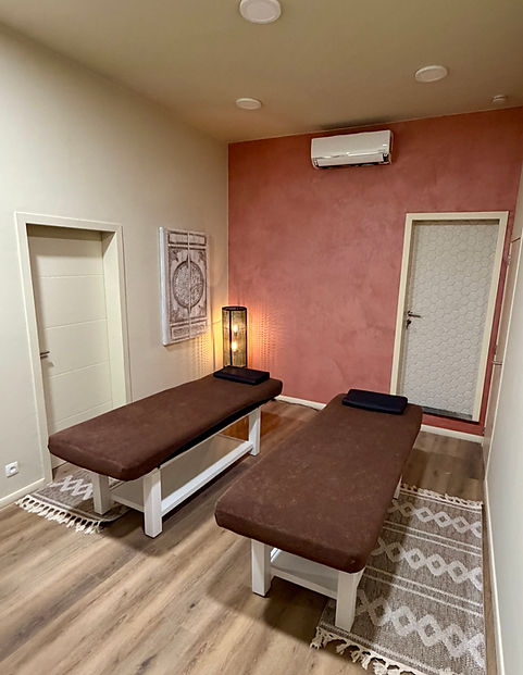Salle de massage Ambre au spa White Lotus à Grimbergen, ambiance chaude et tamisée